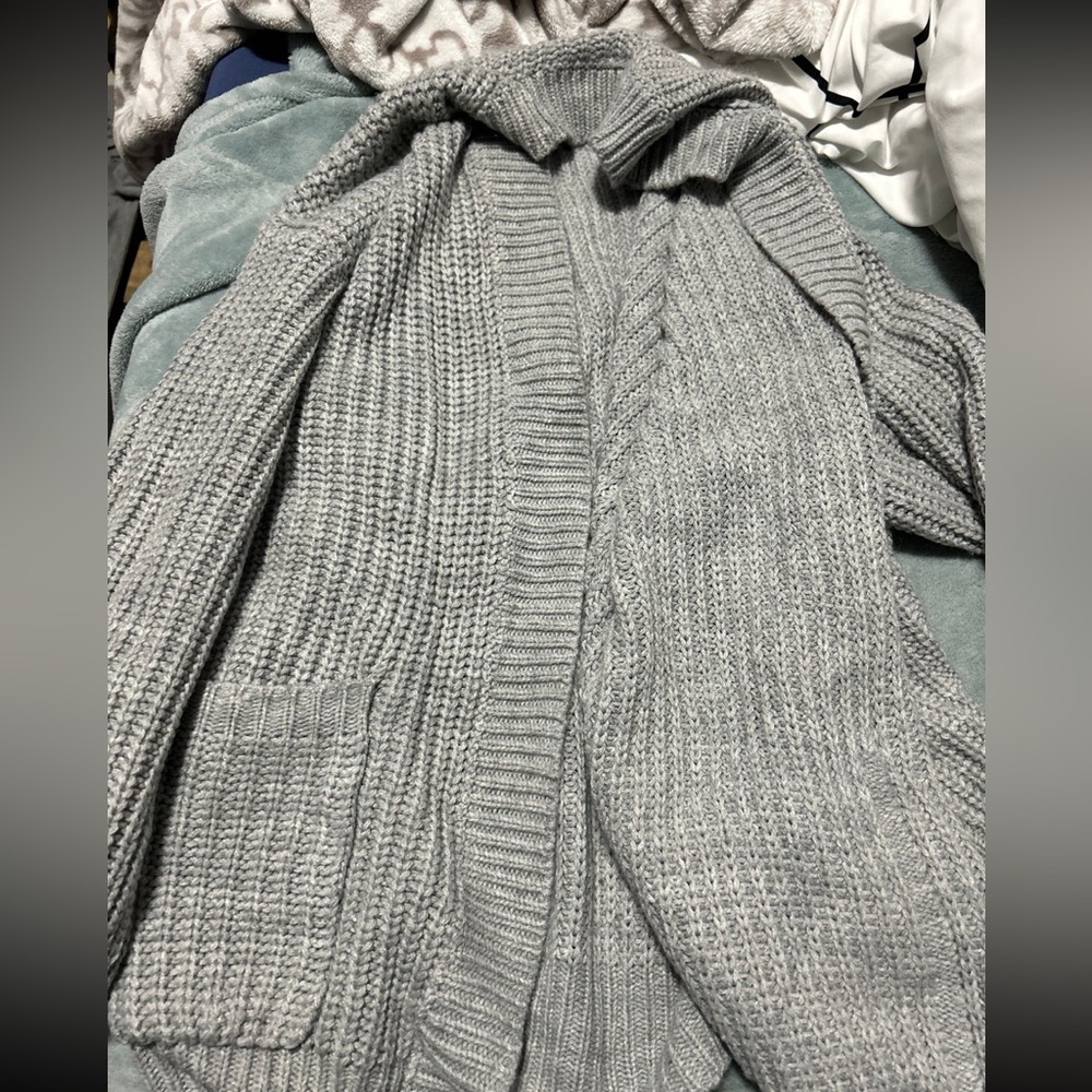 grey brandy melville sweater cardigan